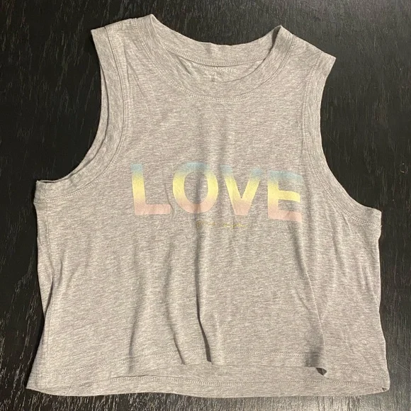 Spiritual Gangster Size Medium LOVE sleeveless crop tank - Picture 1 of 5